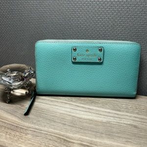 Kate Spade long wallet EUC